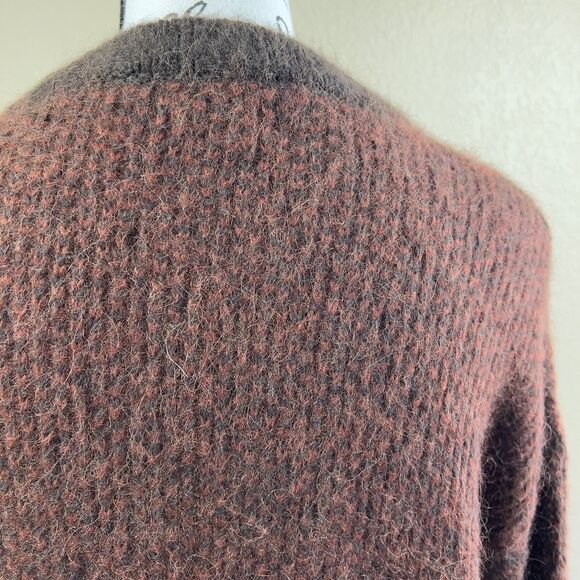 Banana Republic Chocolate brown Alpaca Yarn Sweater/ Italian Yarn Sweater size S - Picture 16 of 16